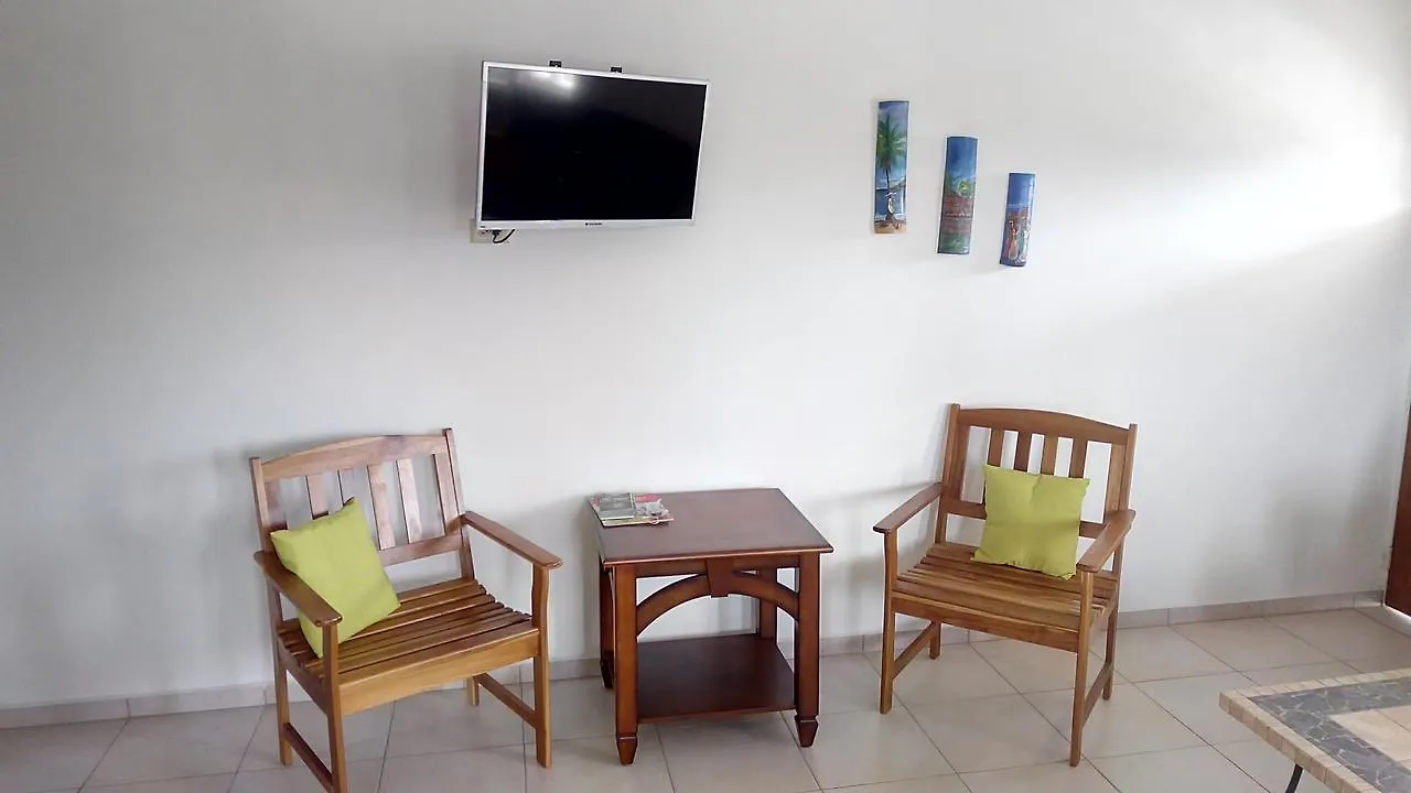 Gasthof Michael'S Tropical Suites Scarborough Trinidad und Tobago